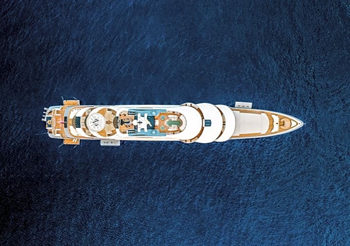 „Ocean Victory“: Das 140 Meter lange Fincantieri-Format (Platz 14) gehört einem russischen Eigner und befährt die Weltmeere mit ausgeschaltetem AIS.