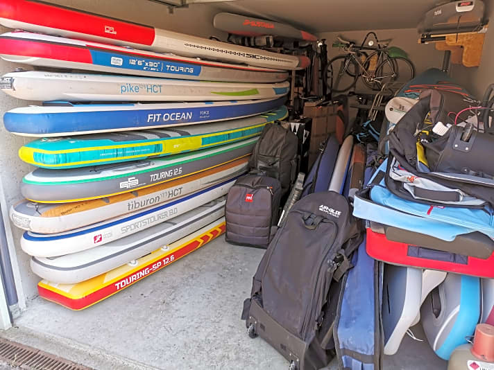 Richtig Lagern So lagert man iSUPs und Hardboards richtig SUP