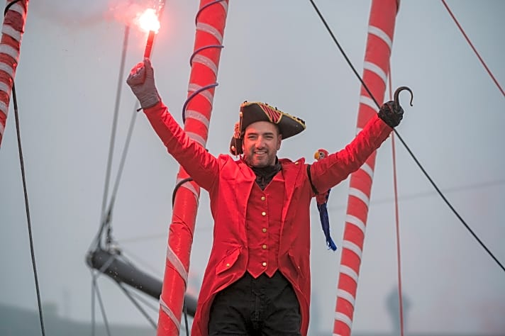   Damien Seguin in einer unvergesslichen Szene bei seiner Vendée-Globe-Premiere