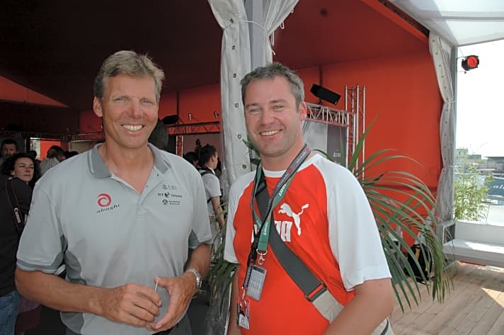   ZDF-Reporter Nils Kaben mit dem dreimaligen Olympiasieger Jochen Schümann