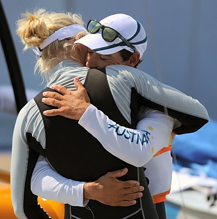   Pures Glück nach seinem Olympiasieg: Friederike und Mathew Belcher