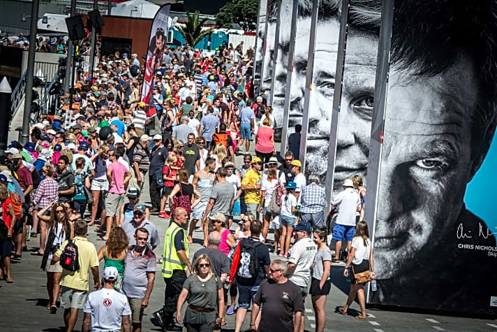   Die Fans strömten in die Regattastadt in Auckland