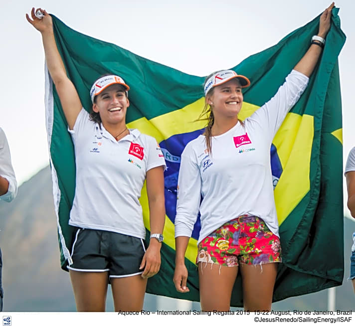   Martine Soffiatti Grael und Kahena Kunze ließen die Herzen der Gastgeber hoch schlagen: Die Brasilianerinnen zählen im kommenden Jahr zu den Top-Favoritinnen in der Disziplin 49erFX im Kampf um den Olympiasieg. Graels Vater Torben ist ebenfalls Olympiasieger, gewann in seiner Karriere fünf olympische Medaillen