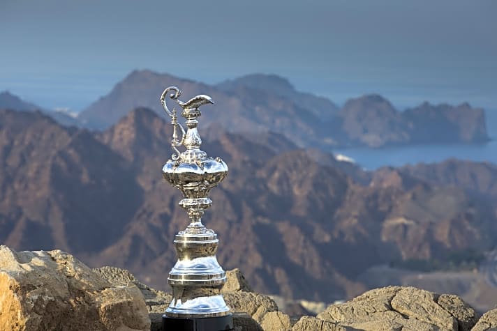   Schöne Aussichten: Die erste Regatta der America's-Cup-Weltserie findet vor Muscat im Sultanat Oman statt