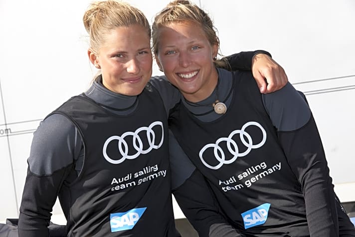   Zur WM-Halbzeit in Führung: Victoria Jurczok und Anika Lorenz im 49erFX
