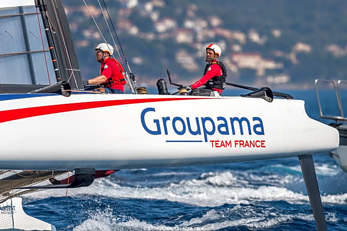   Abgesehen von zwei (!) Frühstarts gut in Form: Skipper Franck Cammas und sein Groupama Team France