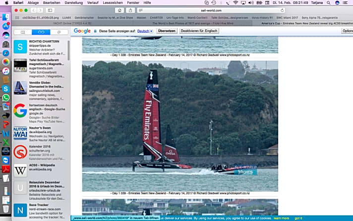   Leichtfüßig gleitet der neue AC50-Katamaran der Neuseeländer übers Wasser im Hafen von Auckland