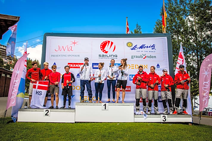   Siegerehrung in St. Moritz: Der Segelclub Mattsee gewann die Serie vor dem dänischen Hellerup Sejlkub und dem Verein Seglerhaus am Wannsee (r.)