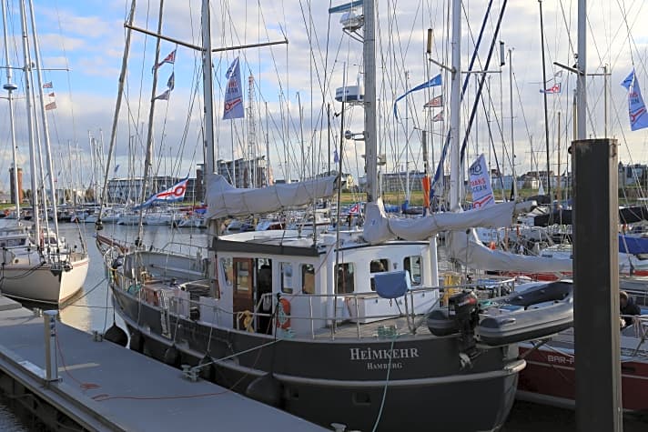   Open Ship in Cuxhaven. 25 Blauwasseryachten wurden erwartet, nur wenige konnten aufgrund des schlechten Wetters kommen