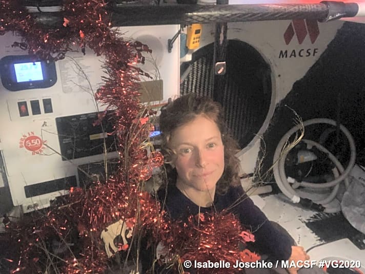   Schlicht schön weihnachtlich in Szene gesetzt: die deutsch-französische Skipperin Isabelle Joschke