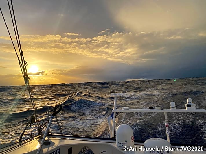   Hat noch rund 1200 Seemeilen bis Kap Hoorn zu segeln: Ari Huuselas "Stark" aus Finnland