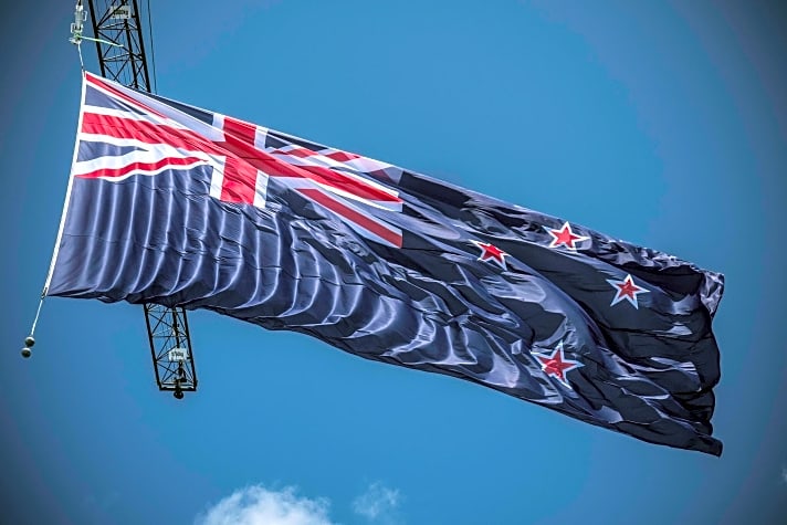   Die neuseeländische Flagge weht auf Bermuda