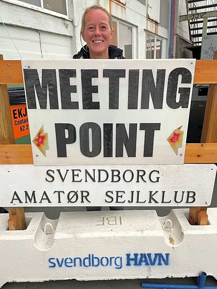   YACHT-Reporterin Karolina Meyer-Schilf in Svendborg am Treffpunkt für die Silverrudder-Flotte