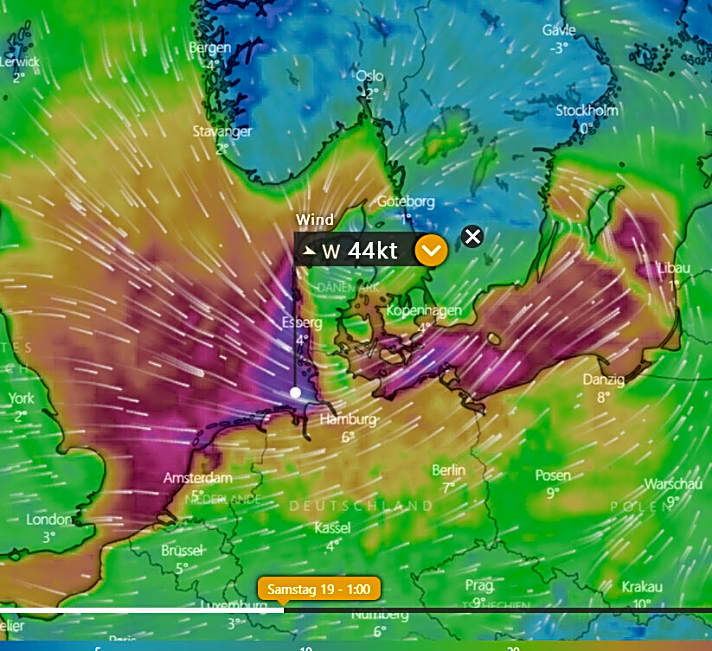   Zunächst anhaltender Sturm aus Westen, später Orkan aus Nordwest können besonders an der Elbe für Überschwemmungen sorgen