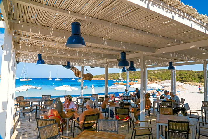 Relaxter Segelurlaub im Mittelmeer. Insider bezweifeln, dass das ein Massenmarkt wie im 
Pauschaltourismus-Segment werden könne – die Wachstumsraten seien zu begrenzt