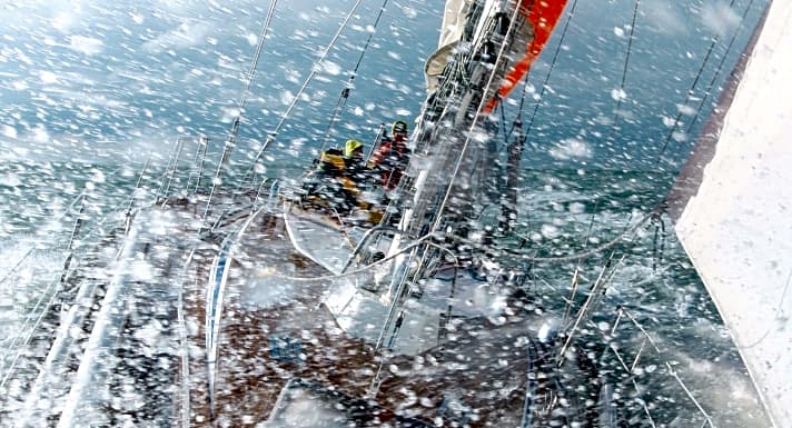  Diese Crew hat schweres Wetter absichtlich gesucht – und gefunden. Die „Charisma“ ist zum Sturmtraining auf der Nordsee
