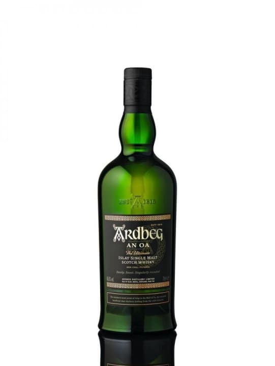   ARDBEG AN OA  z.B. <a href="http://www.awin1.com/cread.php?awinmid=11356&awinaffid=471469&clickref=Ardberg+An+Oa&p=%5B%5Bhttps%253A%252F%252Fwww.urban-drinks.de%252Fardbeg-an-oa-07l-466-vol-gp.html%5D%5D&pref1=yacht" target="_blank" rel="noopener noreferrer nofollow">bei Urban Drinks erhältlich</a> *