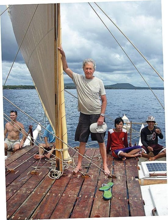   Hympendahl an Bord einer der beiden nach polynesischem Vorbild gebauten Zweirumpfer