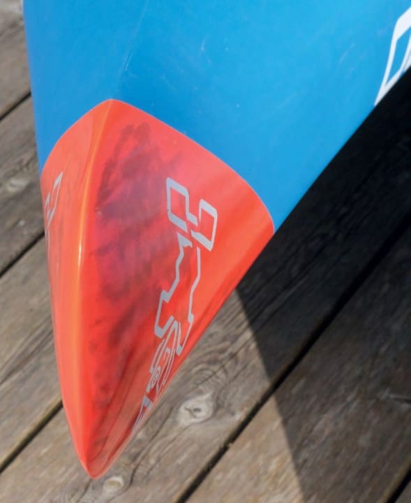 The pointed nose clearly comes from racing.
