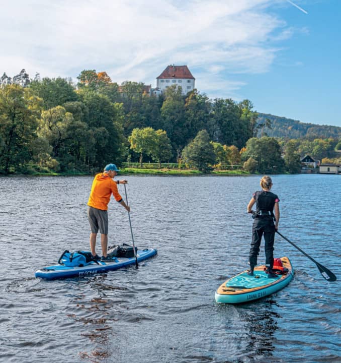 From Nittenau to Ramspau we paddle along one of the most beautiful stretches of the River Regen - Stefling Castle on top of the hill.