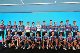 Fahrer, Räder, Trikot, Transfers