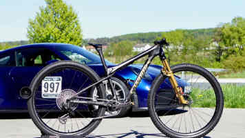 BIKE Leserbike mit 7,4 Kilo
