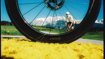 Hunt launches 4AM and 5AM Limitless wheels in Carbon & Steel