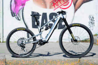 6 neue Bikes mit 32” Laufrädern