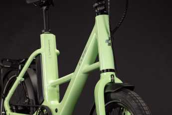 A compact e-bike with plenty of carrying capacity