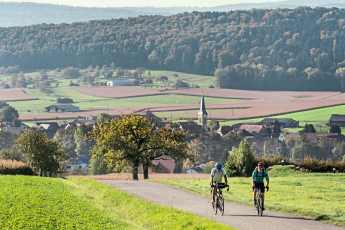 2 Touren durch die französische Hügellandschaft