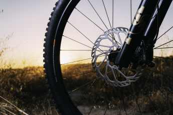 Shimano zeigt 2,2-mm-Bremsscheiben