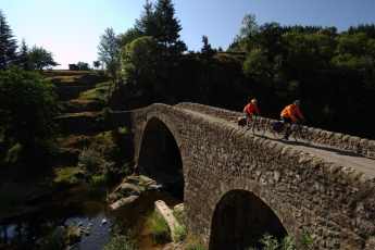 Radeln am Fluss