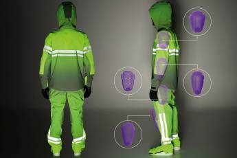 Regen-Kombi mit Aufprallschutz
