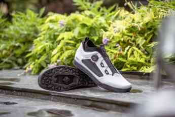 Trail-Schuh mit Downhill-Genen im Test
