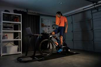 Alle Smarttrainer aus TOUR-Tests, Software, Zubehör