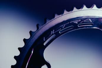 Hi-Tech mit Carbon, Titan und Keramik