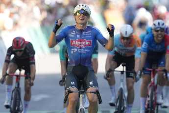 Philipsen wins the 17th stage of the Tour – Germans stand no chance