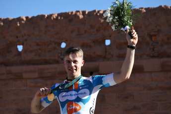 Van Uden gewinnt deutschen Klassiker im Massensprint