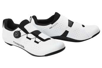 Road bike and gravel shoes for 160 euros