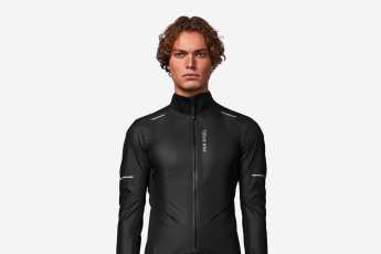 Van Rysel präsentiert zwei neue Regenjacken mit Profi-Genen