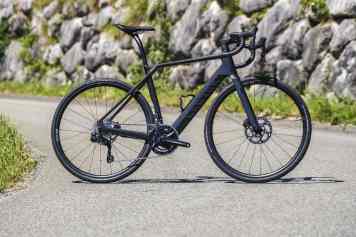 Das Canyon Endurace:Onfly CF 7 im Test