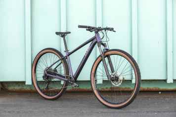 Einsteiger-Hardtail für 899 Euro