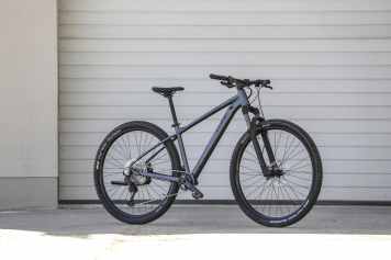 1199 Euro fürs XT-Hardtail von Cube