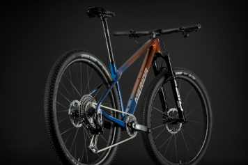 Neues Carbon-Hardtail für Cross Country