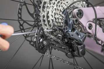 Replacing internally routed gear cable housing with ease