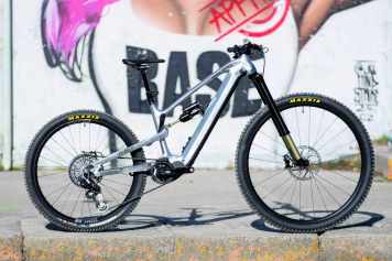 6 neue Bikes mit 32” Laufrädern