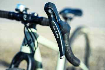 Flottes Alleskönner-Kinder-Gravelbike im Test