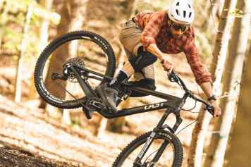 Wie viel Bumms hat das Ultra-Light-Enduro Last Tarvo?