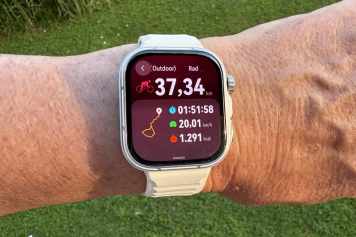 Neue Fitness-Smartwatches mit virtuellem Powermeter im Praxis-Check