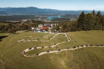 Chilliges Trail-Camper-Treffen am Faakersee - die besten Bilder